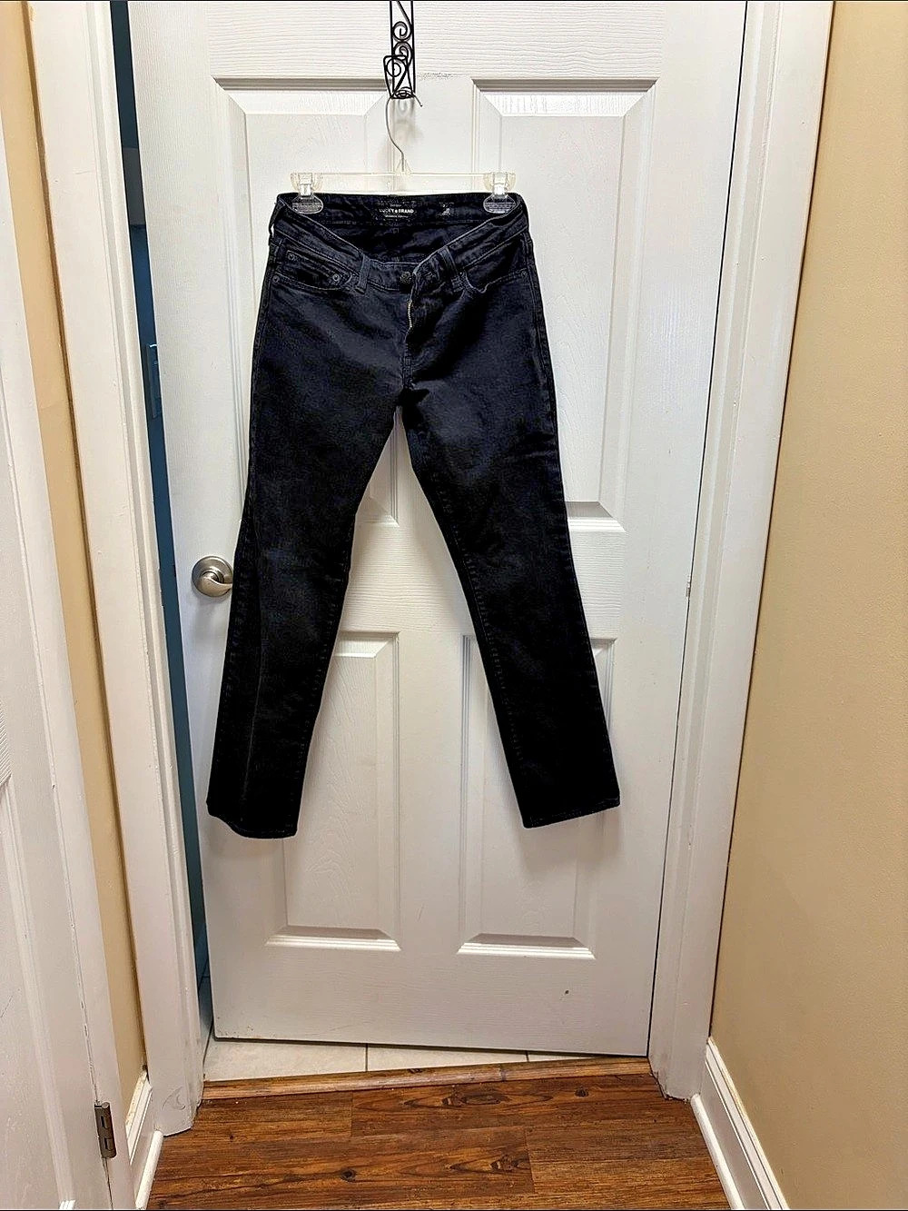 Lucky Brand Sweet Straight Leg Jeans in Black Size 6
